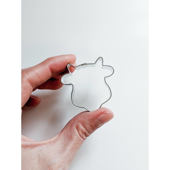 MINI COW METAL COOKIE CUTTER MADE IN THE USA - Picture 2 of 5